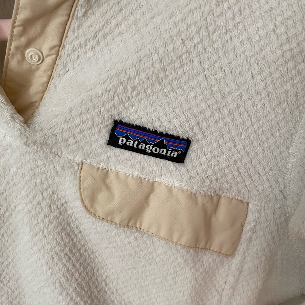 Patagonia Half Zip Fleece - Picture 2 of 4